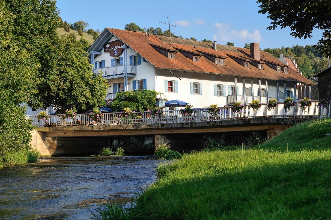 Pension Alter Wirt Enkering エクステリア 写真